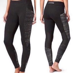 Athleta Be Free Running Leggings Black Gray Reflective High Rise Size Small